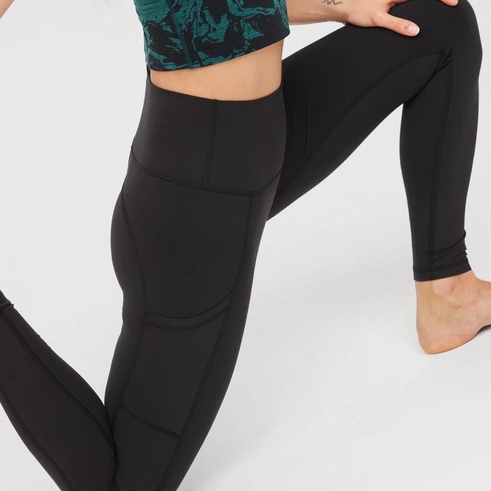 Aerie The Hugger High Waisted Black Leggings with Pockets Sz S